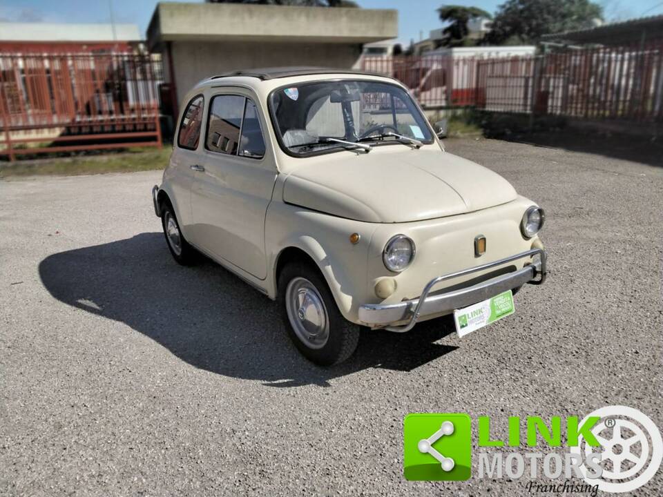 Image 3/10 of FIAT 500 L (1970)