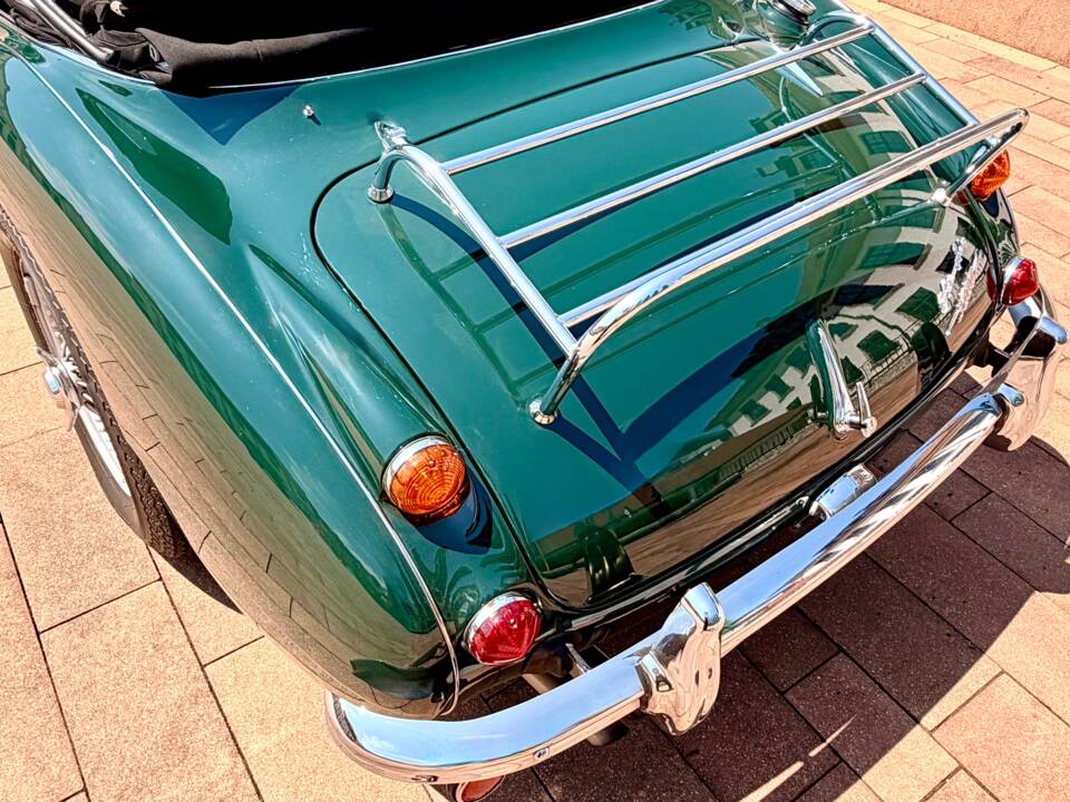 Image 11/20 de Austin-Healey 3000 Mk III (BJ8) (1966)