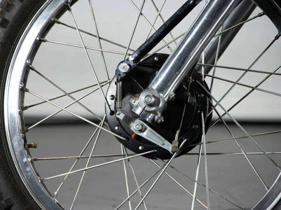 Afbeelding 31/50 van KTM 250 MC/GS (1973)