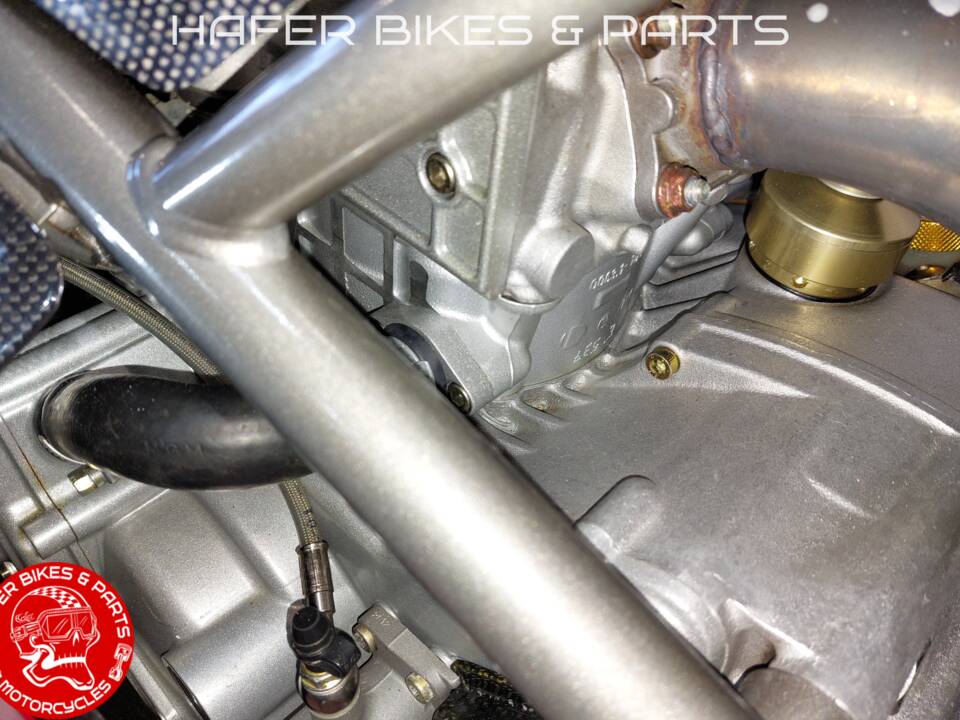 Afbeelding 32/40 van Ducati 996 R (2001)