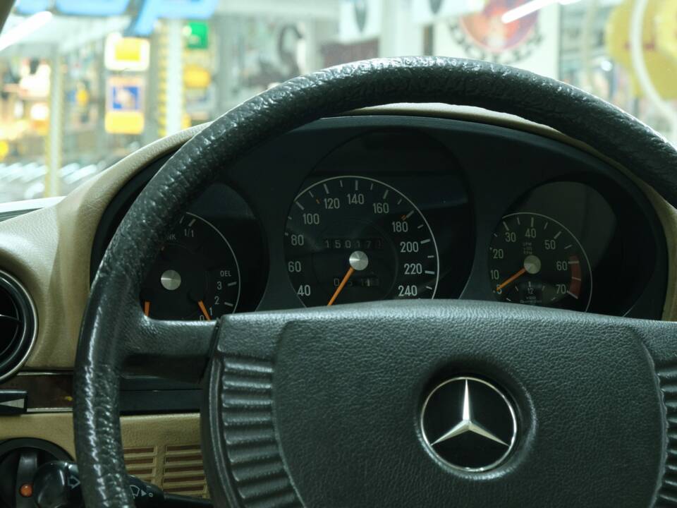 Image 34/50 de Mercedes-Benz 450 SLC 5,0 (1978)