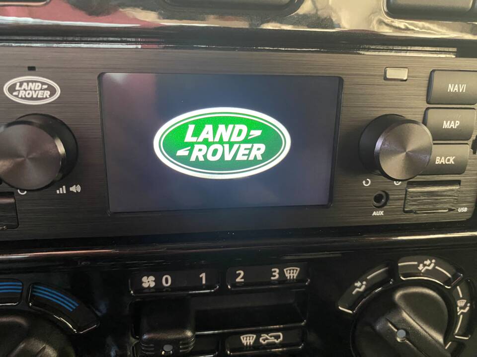 Afbeelding 41/43 van Land Rover Defender 90 Works V8 &quot;70th Edition&quot; (2018)