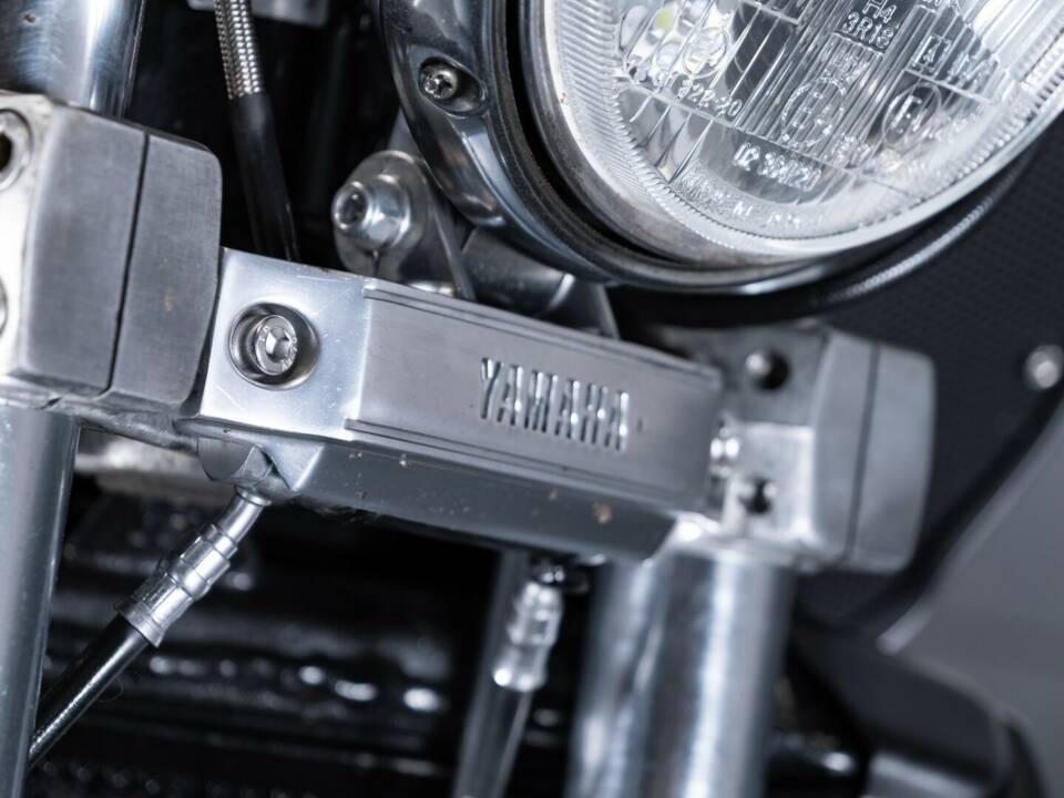 Bild 23/50 von Yamaha V-Max 1200 (1991)