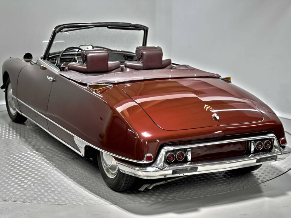 Imagen 19/50 de Citroën DS 19 Chapron (1961)