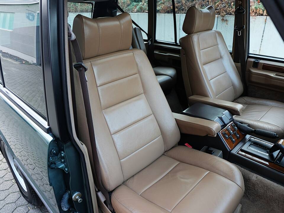Image 21/63 of Land Rover Range Rover Classic Vogue LSEi (1993)