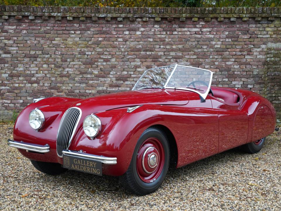 Image 1/50 of Jaguar XK 120 OTS (Alloy) (1949)