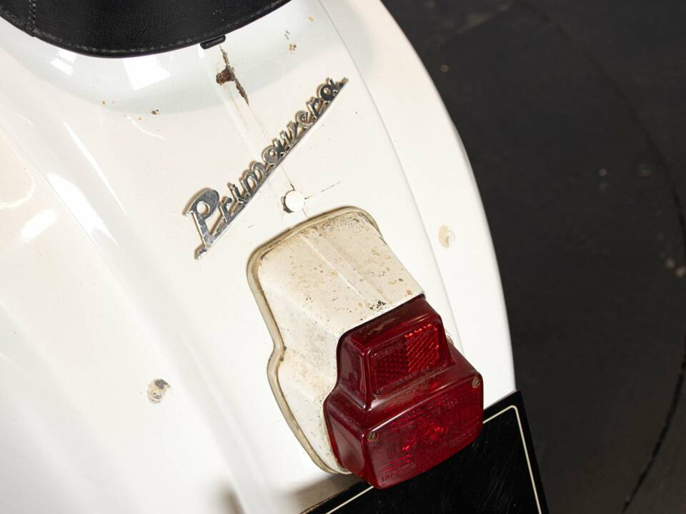 Bild 16/38 von Piaggio Vespa 125 Primavera (1973)