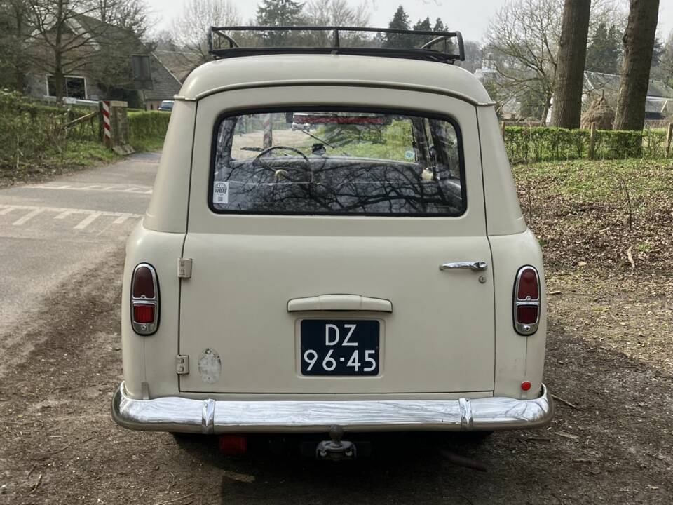 Imagen 3/8 de Peugeot 403 Familiale (1958)