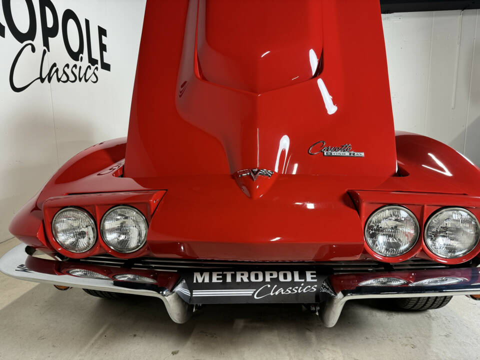 Image 18/22 of Chevrolet Corvette Sting Ray (1964)
