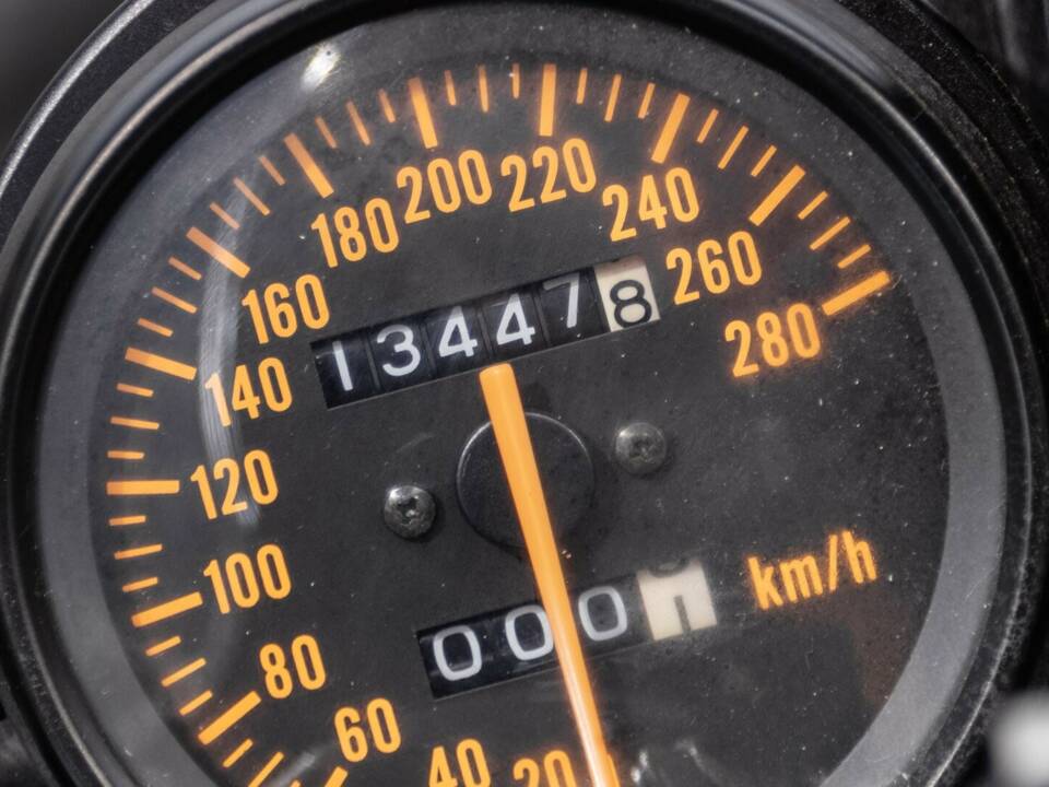 Afbeelding 22/35 van Kawasaki ZX-R 750 J/R (1993)