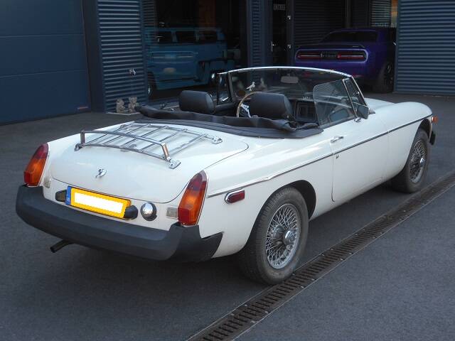 Image 6/21 of MG MGB (1980)