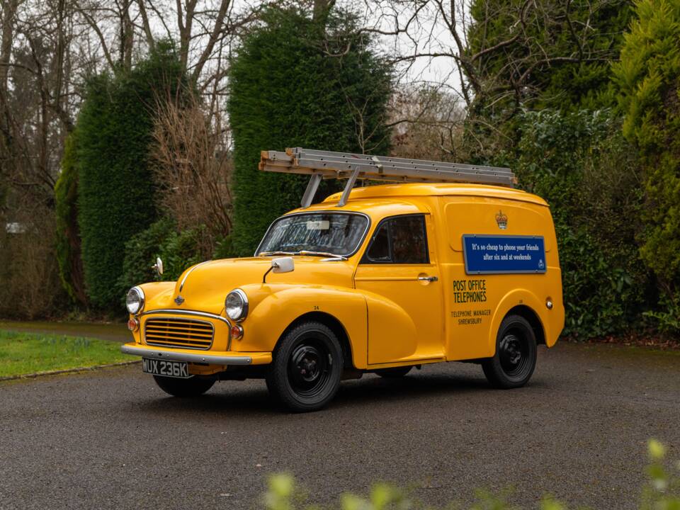 Image 9/50 of Morris Minor Van (1971)
