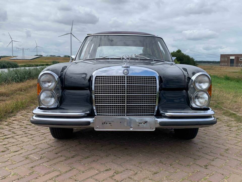 Bild 4/8 von Mercedes-Benz 300 SEL 3.5 (1970)