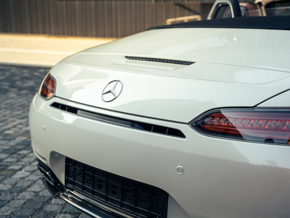 Image 35/100 of Mercedes-AMG GT-C Roadster (2017)