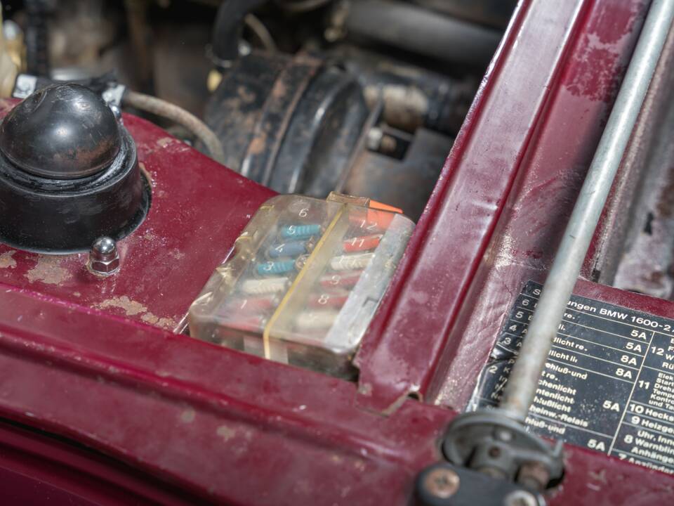 Bild 34/99 von BMW 1802 (1973)