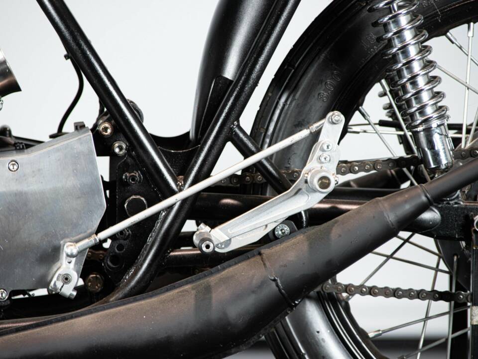 Bild 25/50 von Benelli 125 Sport Special (1974)
