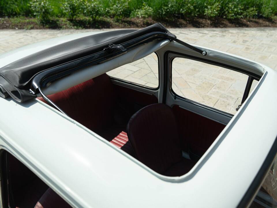 Image 13/50 of Abarth Fiat 595 (1969)