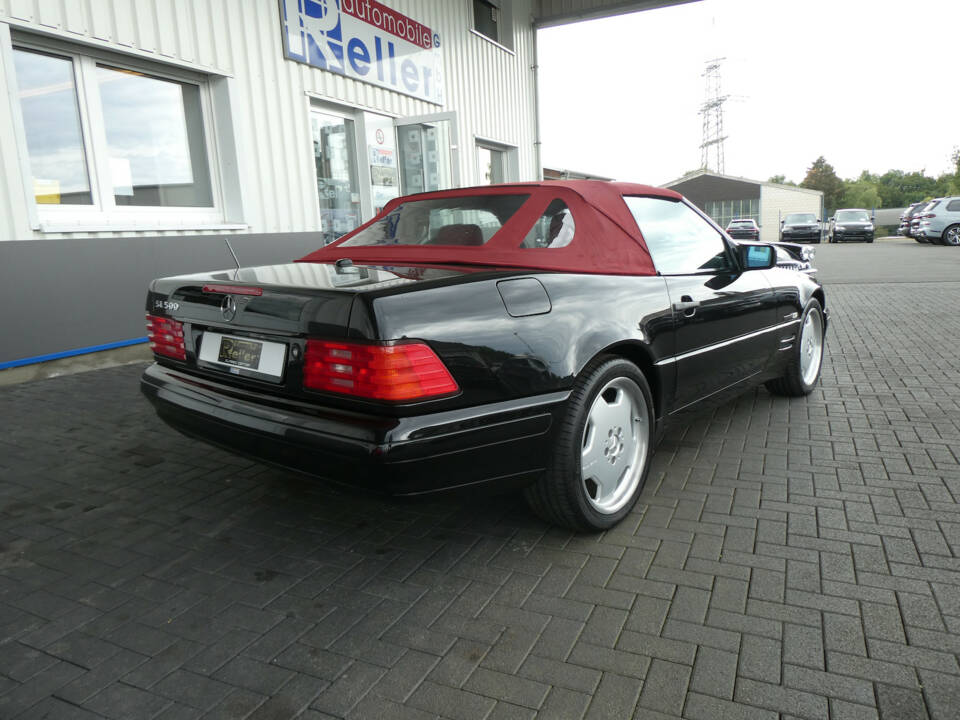 Image 4/28 of Mercedes-Benz SL 500 (1998)