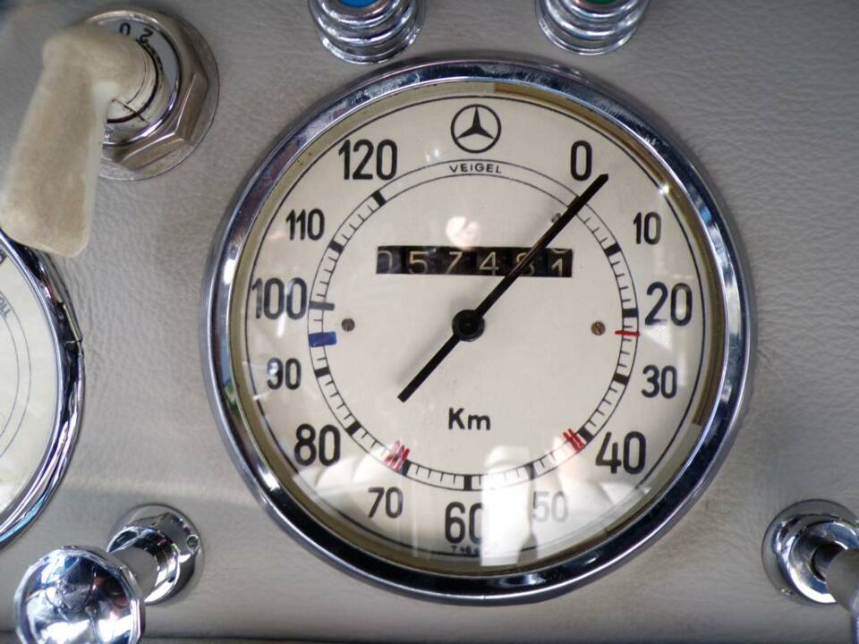 Afbeelding 10/17 van Mercedes-Benz 170 V Cabriolet A (1949)
