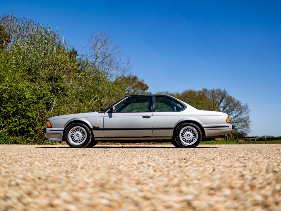 Imagen 24/41 de BMW 635 CSi (1989)