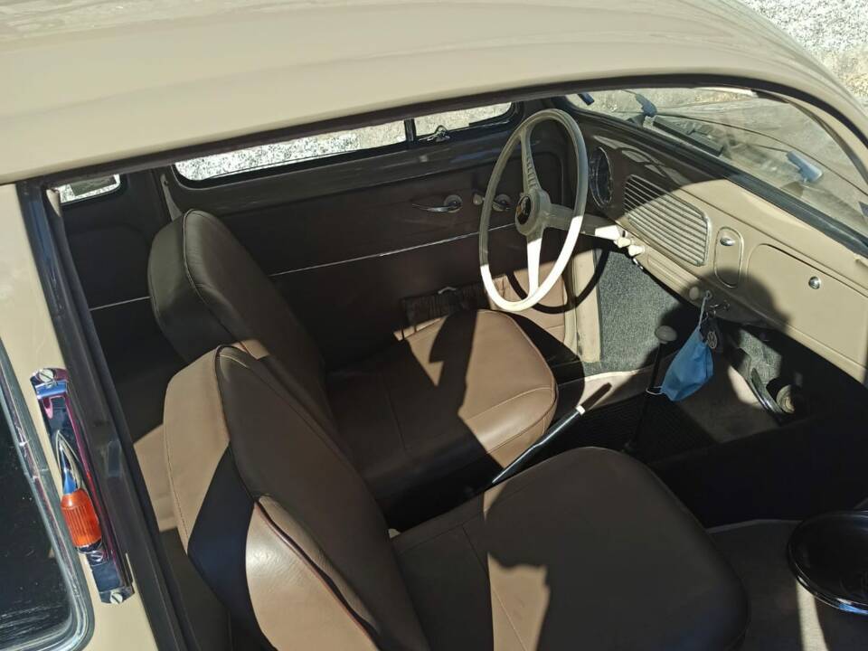 Immagine 29/56 di Volkswagen Maggiolino 1100 Standard "Ovali" (1954)