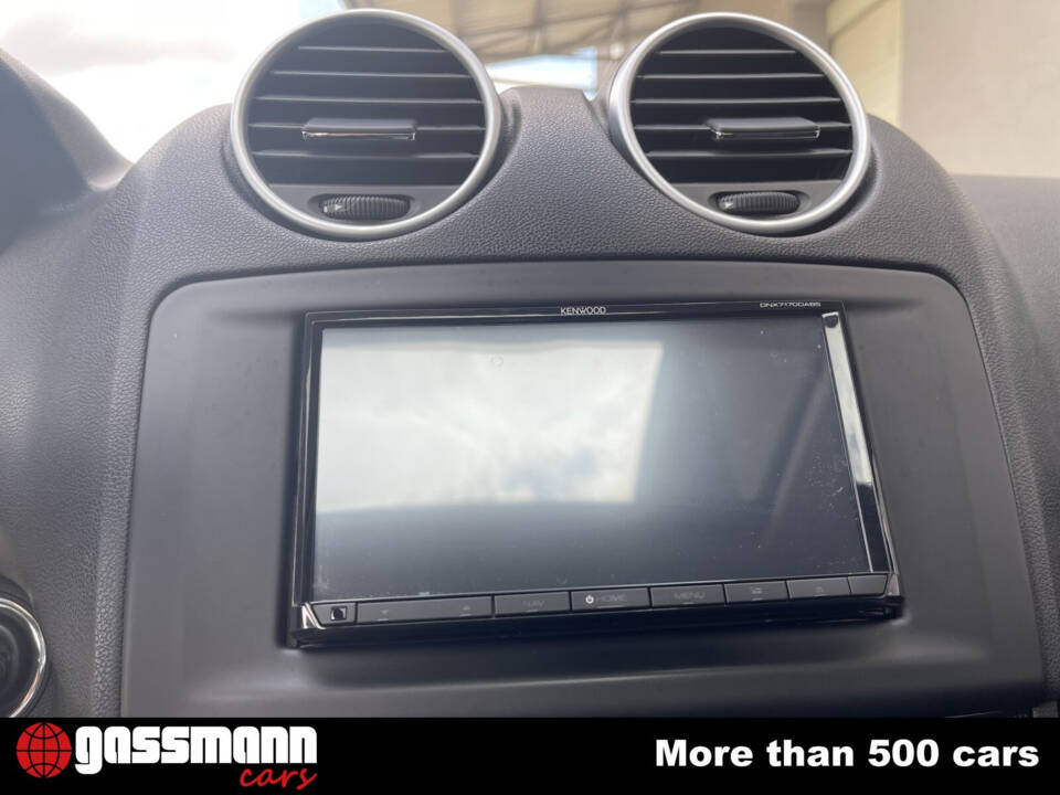 Bild 14/15 von Mercedes-Benz ML 63 AMG (2006)