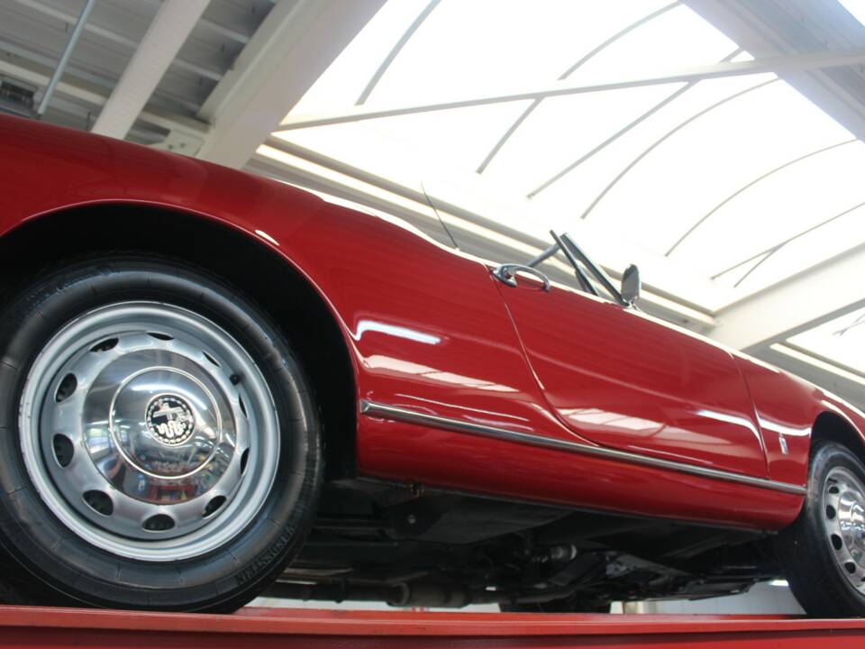 Imagen 8/50 de Alfa Romeo Giulia 1600 Spider Veloce (1965)