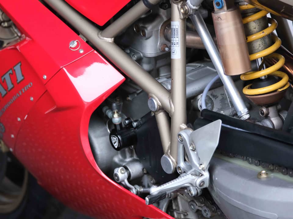 Bild 68/93 von Ducati 916 Strada (1994)