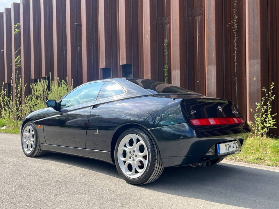 Image 60/64 of Alfa Romeo GTV 3.2 V6 24V (2003)