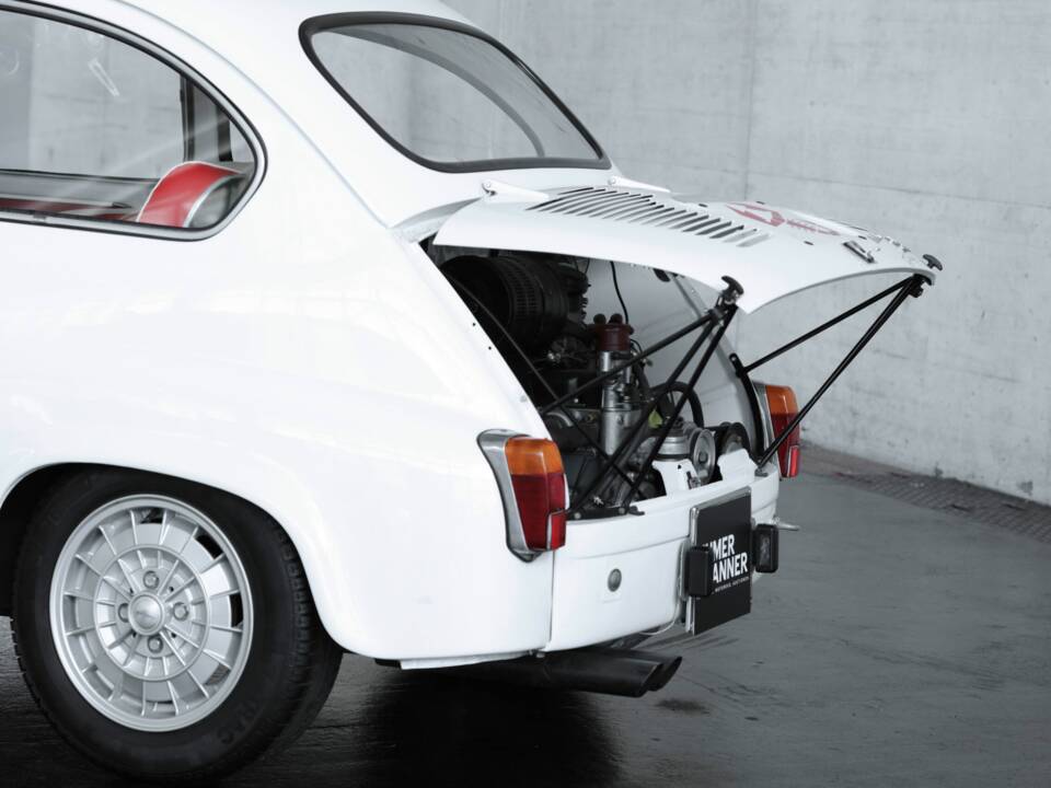 Image 13/47 of Abarth Fiat 850 TC (1965)