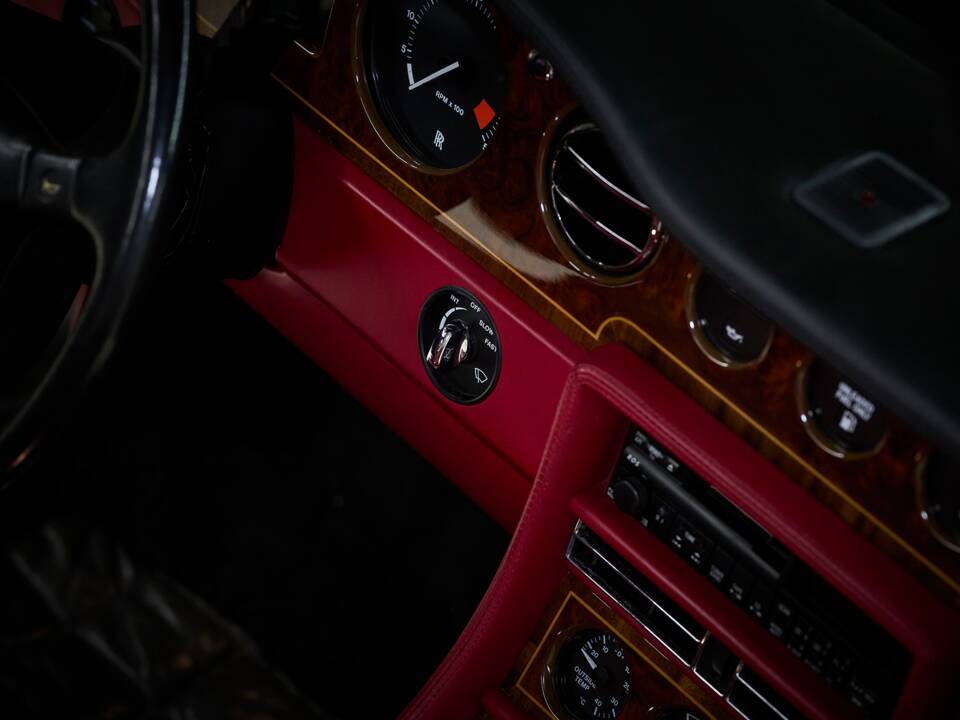 Imagen 72/100 de Rolls-Royce Corniche IV (1995)