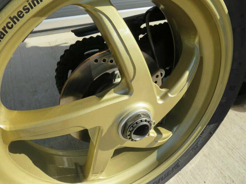 Image 37/44 of Ducati DUMMY (1998)