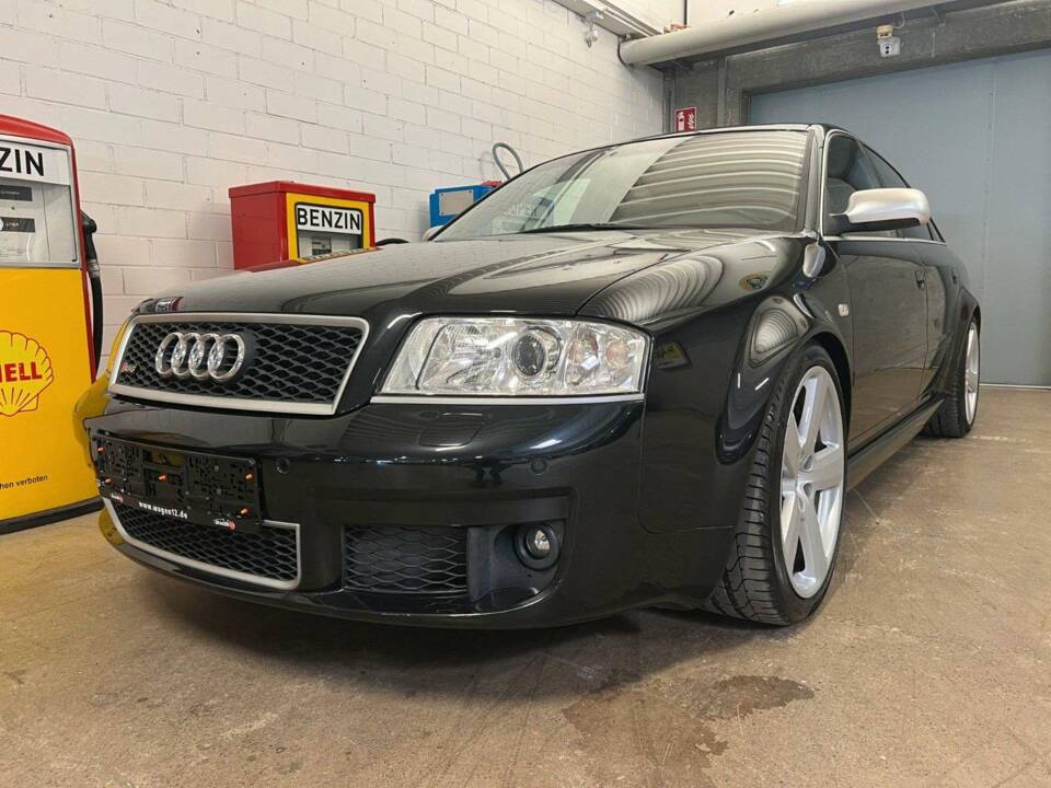 Image 2/17 of Audi RS6 (2004)