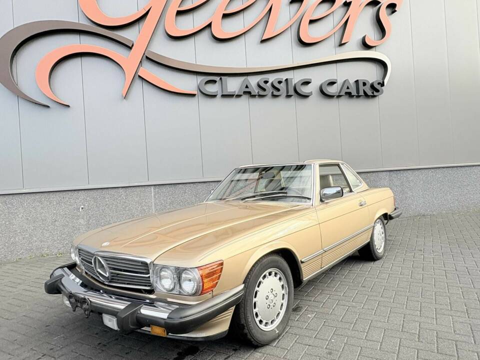 Image 15/50 of Mercedes-Benz 560 SL (1987)
