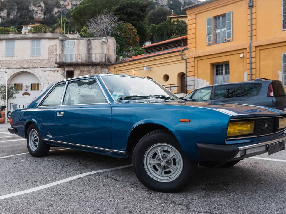 Image 20/37 of FIAT 130 Coupé (1974)