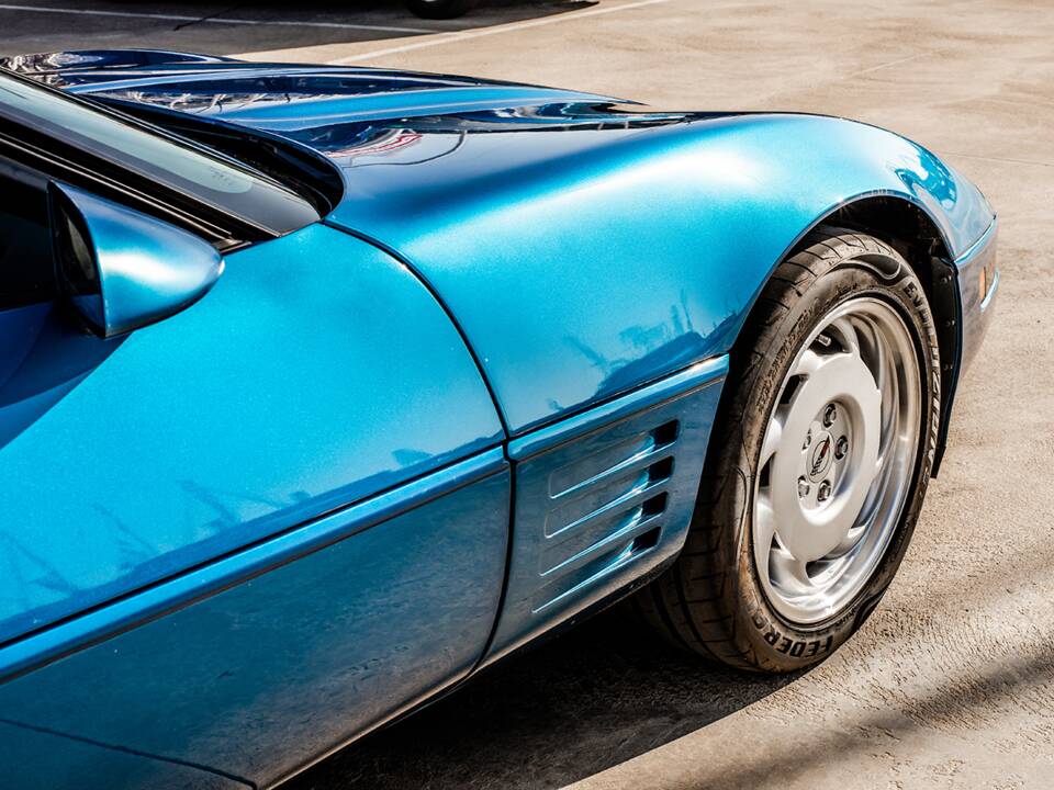 Afbeelding 11/22 van Chevrolet Corvette (1991)