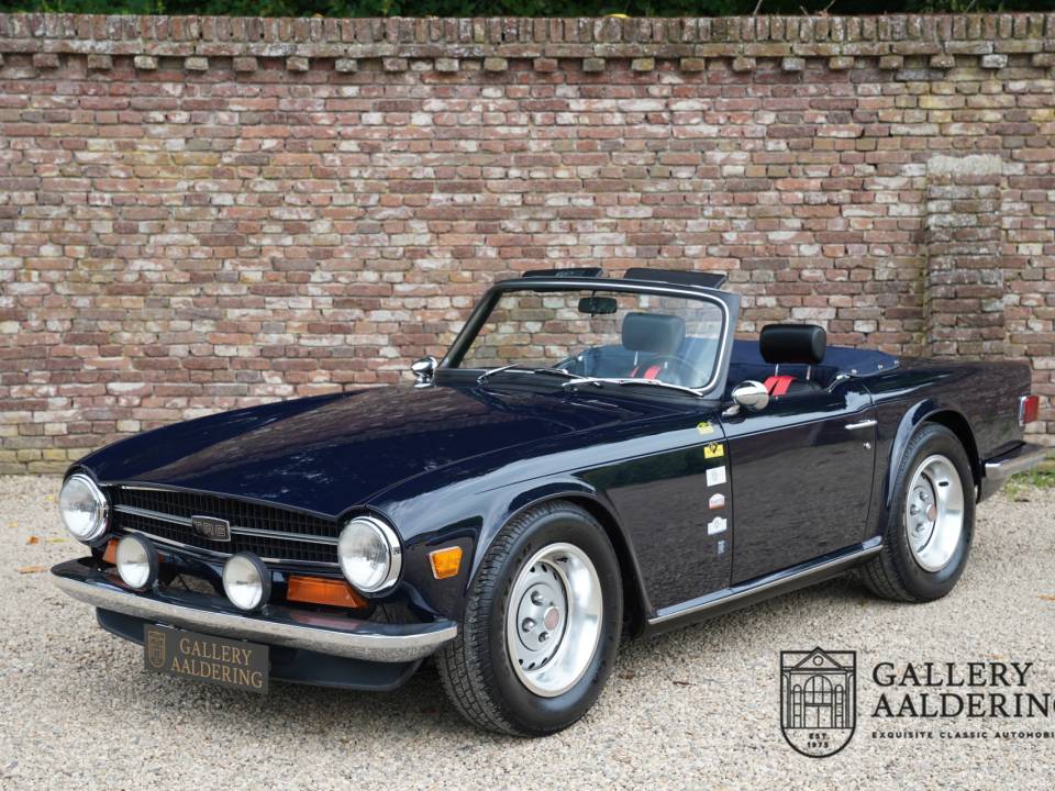 Image 28/50 of Triumph TR 6 (1973)