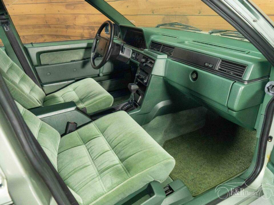 Image 8/19 of Volvo 760 GLE (1983)