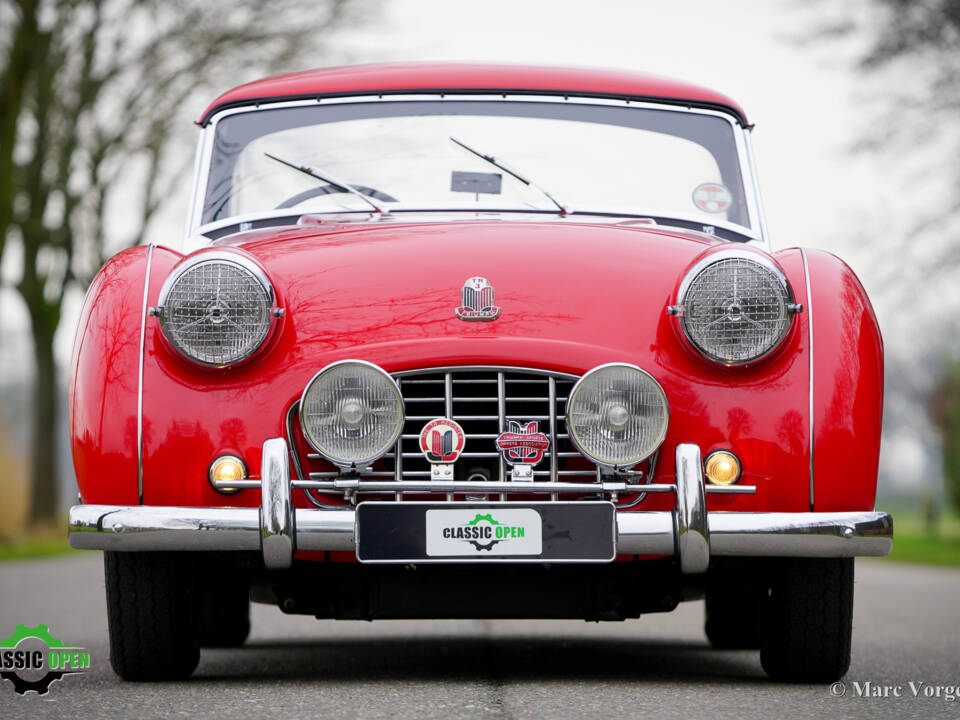 Image 2/56 de Triumph TR 3 (1957)