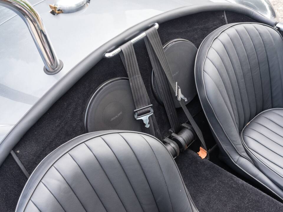 Image 41/55 of AC Cobra Mk IV (1989)