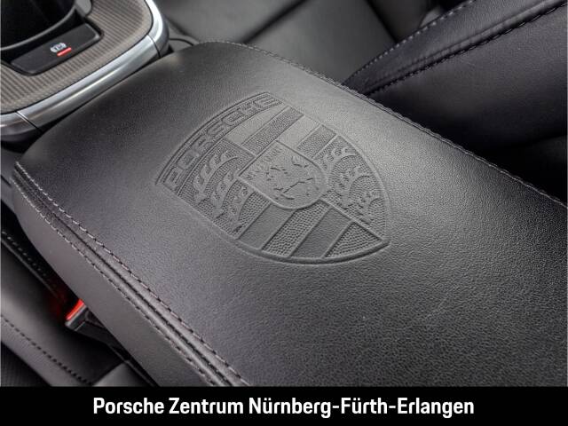 Obraz 48/50 pojazdu Porsche 911 Turbo S (2023)