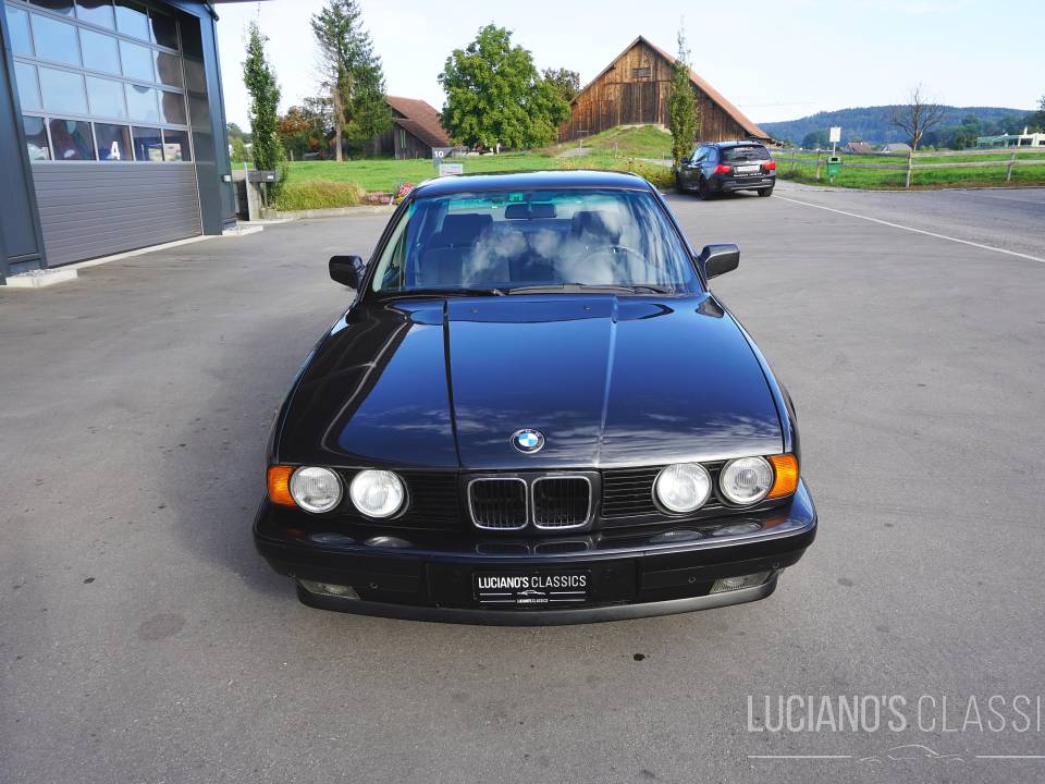 Imagen 6/41 de BMW 525i (1991)