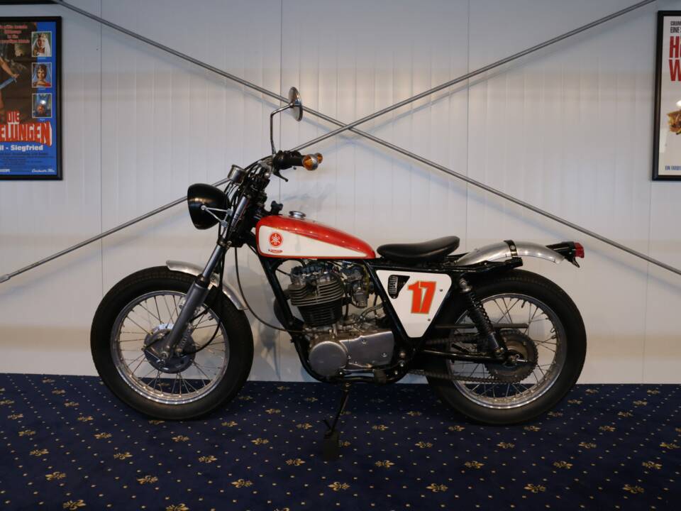 Image 21/30 of Yamaha SR500 (1981)