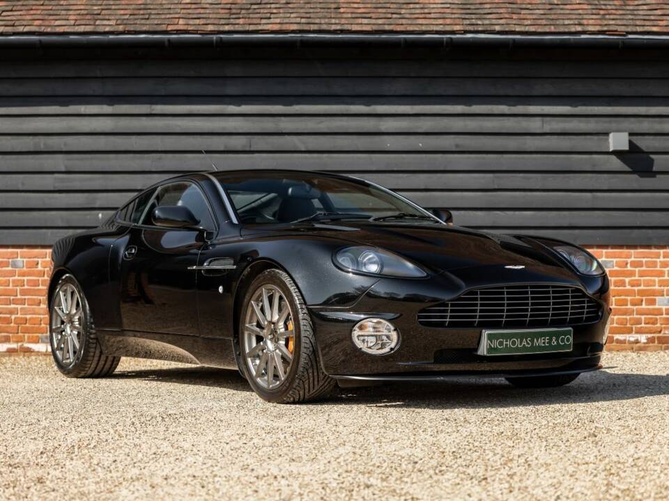 Bild 57/65 von Aston Martin V12 Vanquish S (2007)