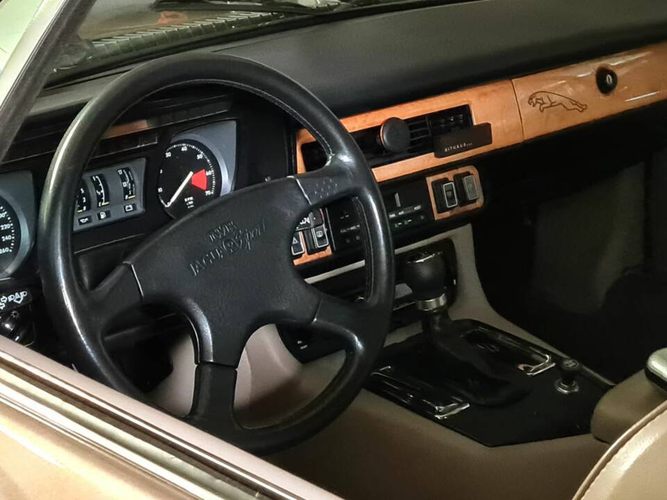 Imagen 3/8 de Jaguar XJ-S H.E. (1985)