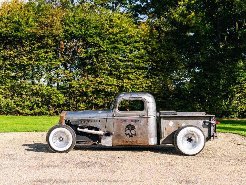 Image 29/31 of GMC Custom 1500 (1946)