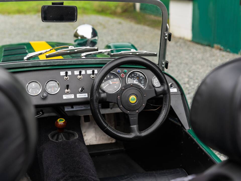 Image 33/50 of Caterham Super Seven (1980)