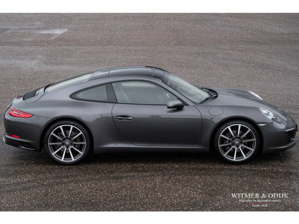 Bild 8/31 von Porsche 911 Carrera (2016)