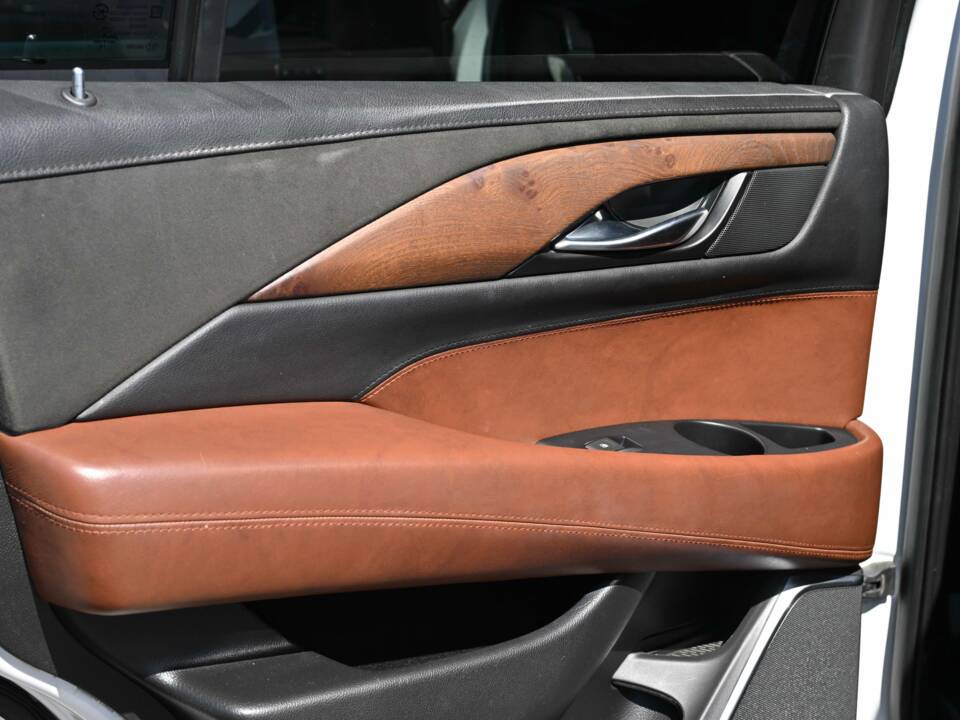 Bild 29/50 von Cadillac Escalade (2019)