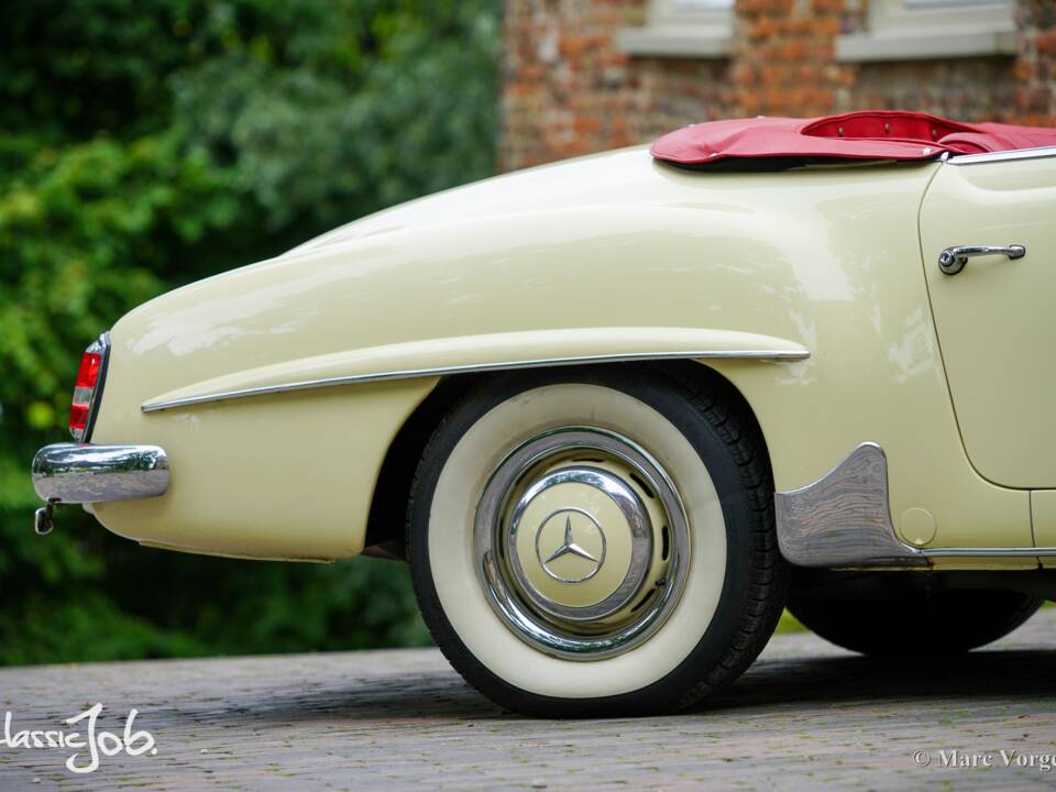 Image 38/61 of Mercedes-Benz 190 SL (1959)